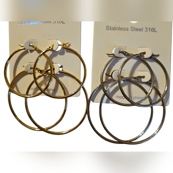 Silvertone Or Goldtone 2 Pk Hoop Earrings - Picture 1 of 1